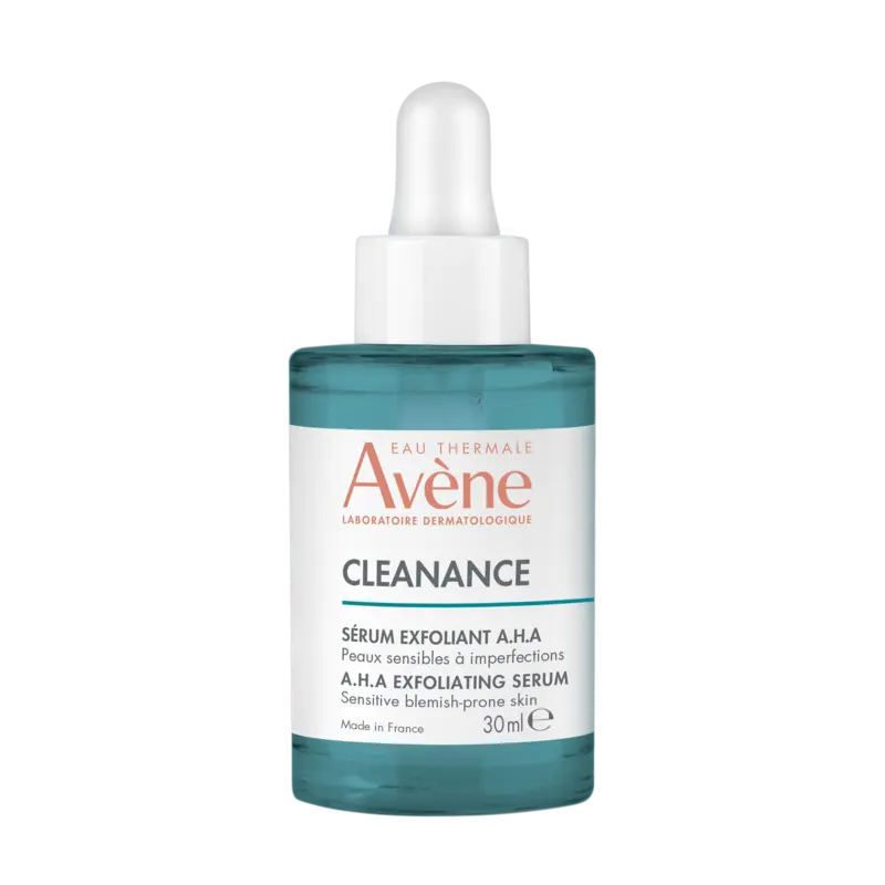 Avene Cleanance serum bottle with dropper